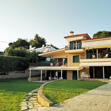 אליה Moriel Seaside Homes Suites מראה חיצוני תמונה
