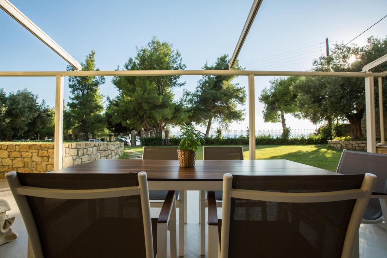 אליה Moriel Seaside Homes Suites מראה חיצוני תמונה